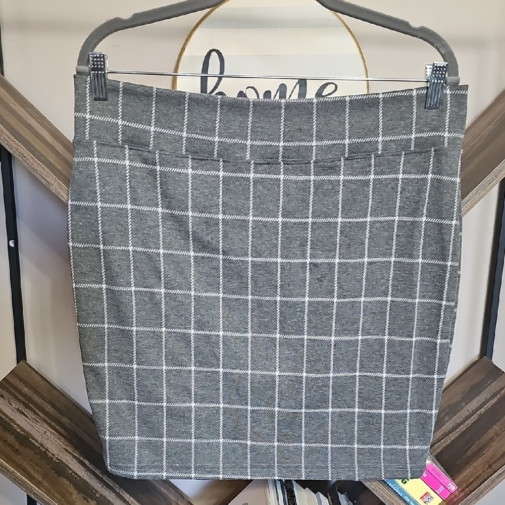 Gray Checkered Skirt
